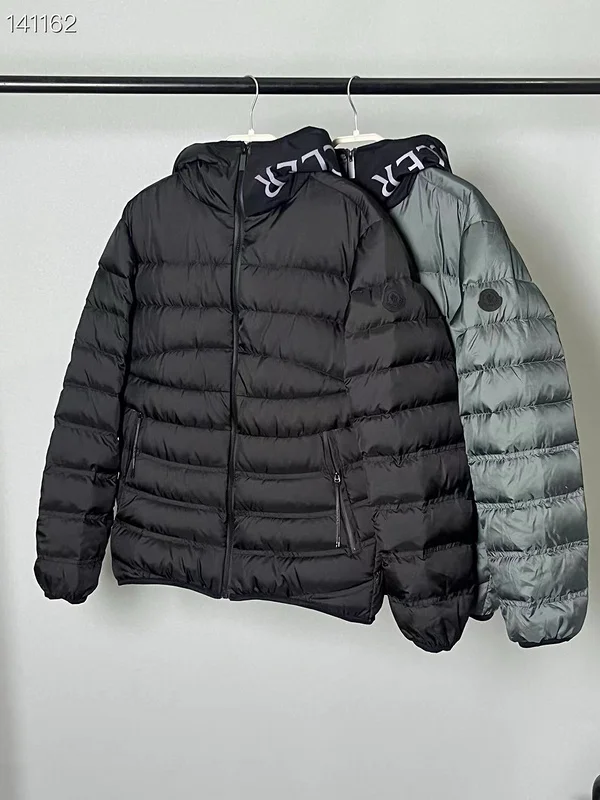 Moncler sz1-5 26yr124